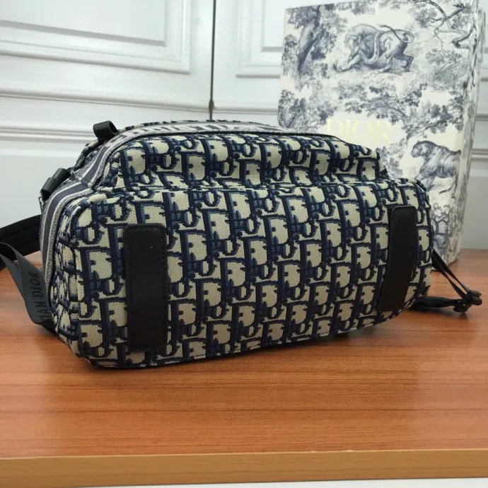 DR126  11.8x6x16.5inch