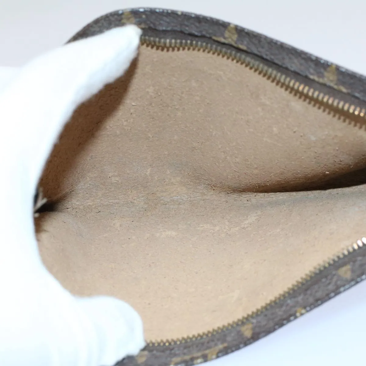 Trendy Inspired Louis Vuitton Monogram Bucket Gm Pouch Accessory Pouch Lv Auth 56969