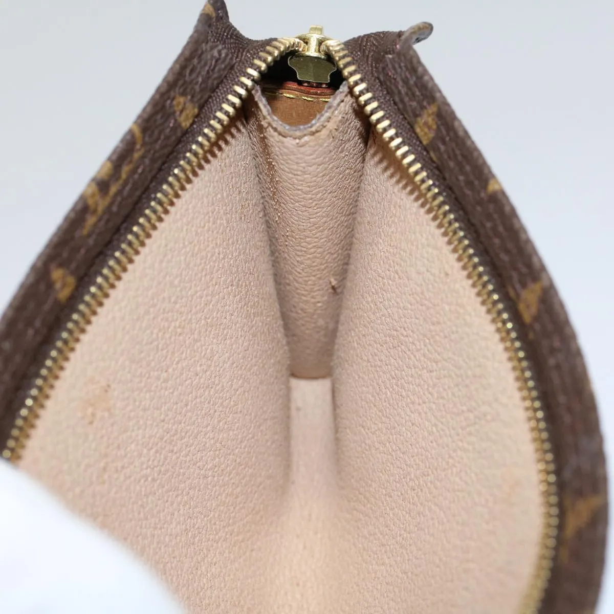 Trendy Inspired Louis Vuitton Monogram Bucket Pm Accessory Pouch Lv Auth Am5054